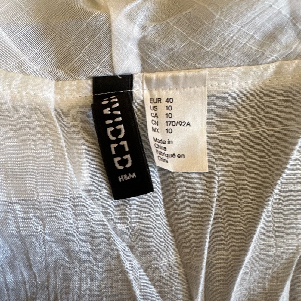 H&M White Ruffled Blouse - Picture 2 of 3
